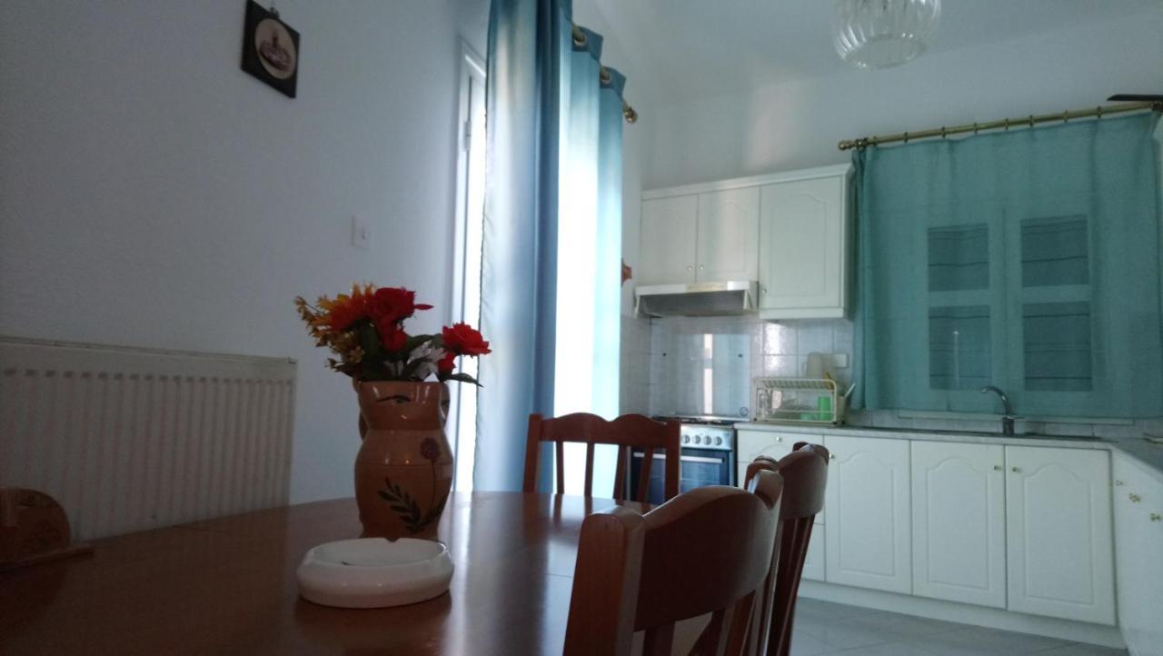 Vacation House In Stroggili Ájosz Joánisz Periszterón Kültér fotó