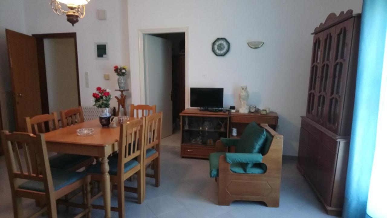 Vacation House In Stroggili Ájosz Joánisz Periszterón Kültér fotó